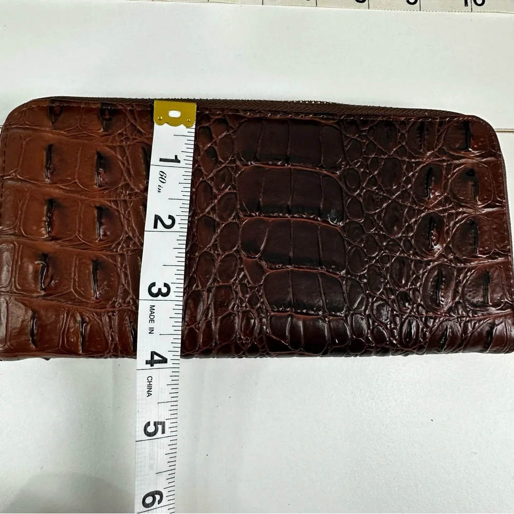 Unbranded Brown, Tan, Rust Colored Croc Embossed Faux Leather Tote & Wallet Set